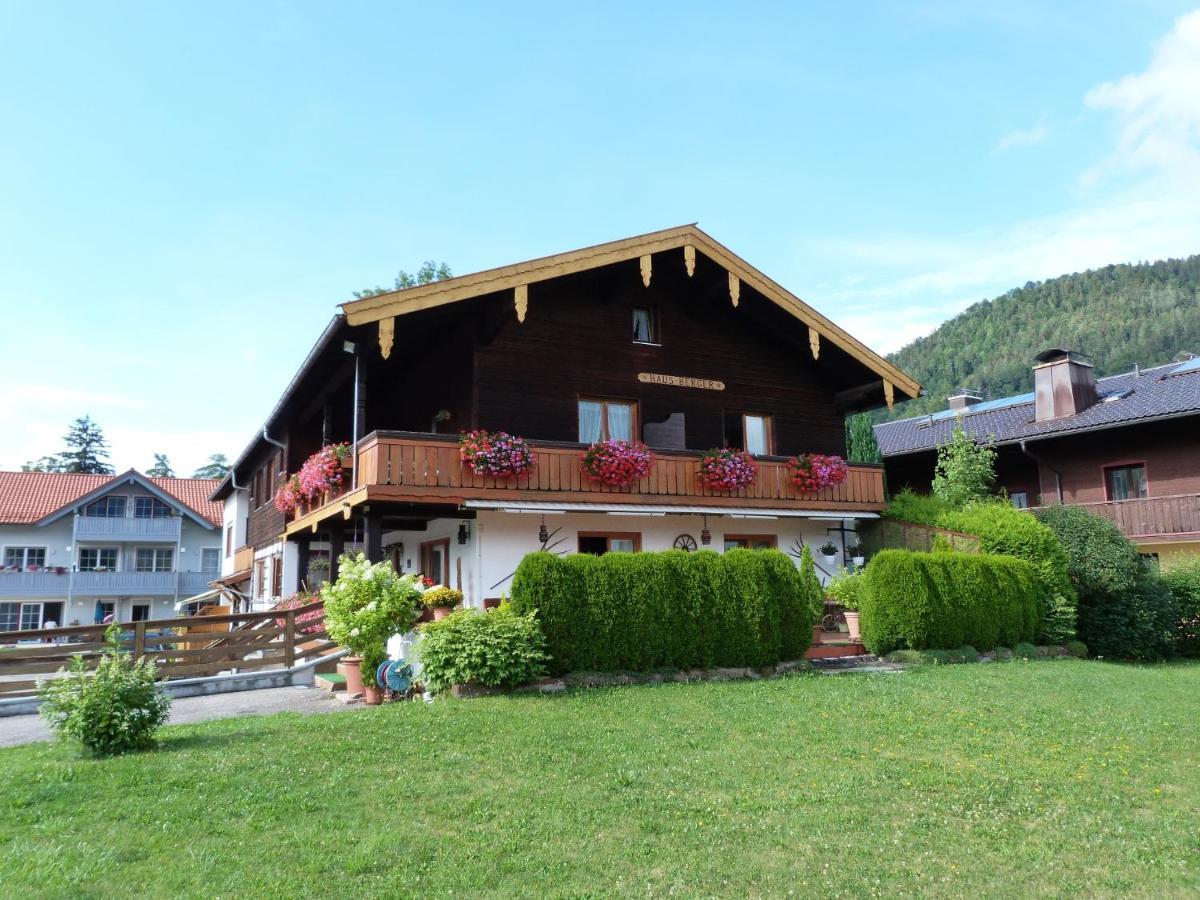Gaestehaus Berger Inkl. Chiemgaukarte 루폴딩 외부 사진